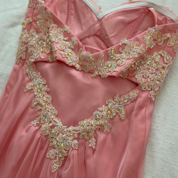 La Femme Prom Dress - Picture 6 of 11